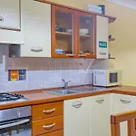 Vibrant Family For 7 With Balcony דירה *