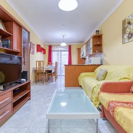 Vibrant Family For 5 With Balcony Apartment *