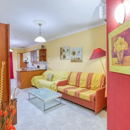 Apartment Vibrant Family For 5 With Balcony *