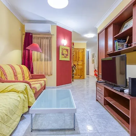 Vibrant Family For 5 With Balcony Apartment St. Paul's Bay