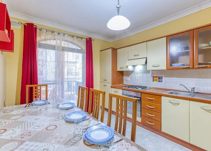 Vibrant Family For 7 With Balcony Apartament *