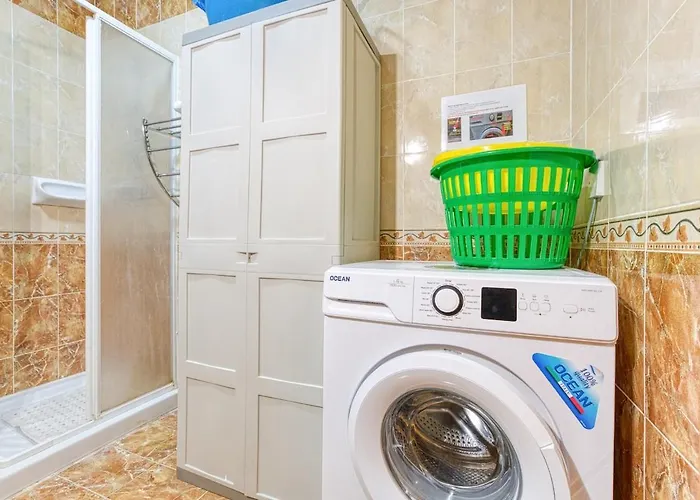 Apartament Vibrant Family For 7 With Balcony